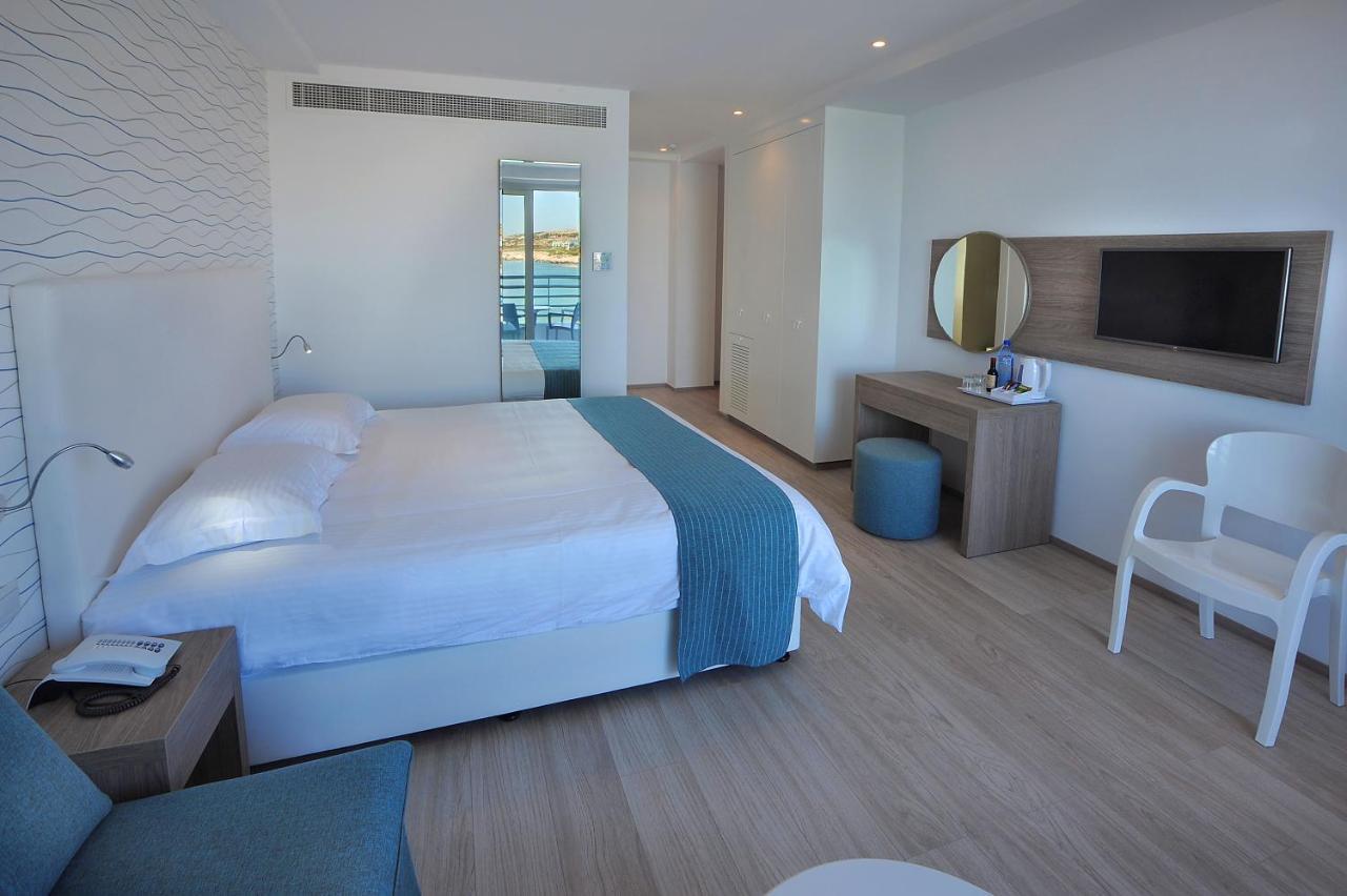 Okeanos Beach Boutique Hotel Ayia Napa Bagian luar foto