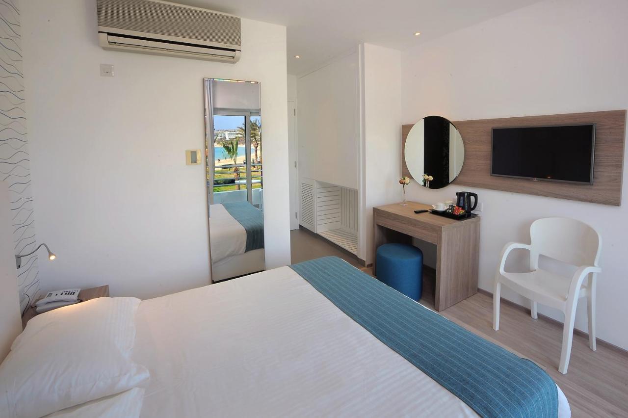 Okeanos Beach Boutique Hotel Ayia Napa Bagian luar foto