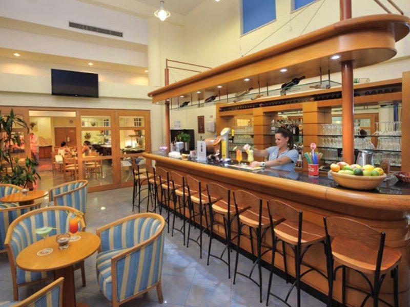 Okeanos Beach Boutique Hotel Ayia Napa Bagian luar foto